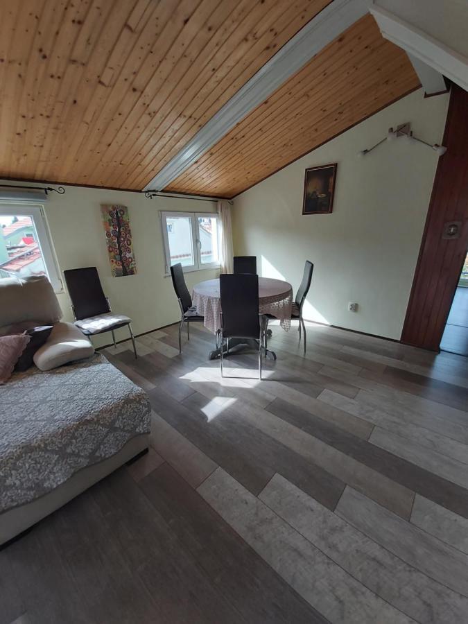Apartment Malvina Mali Lošinj Esterno foto