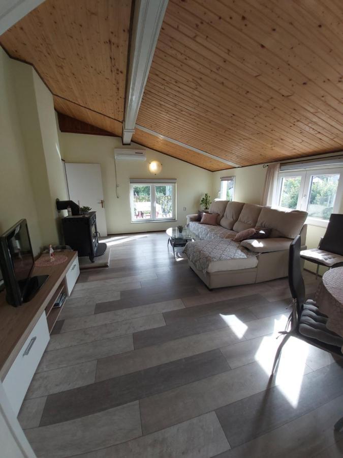 Apartment Malvina Mali Lošinj Esterno foto