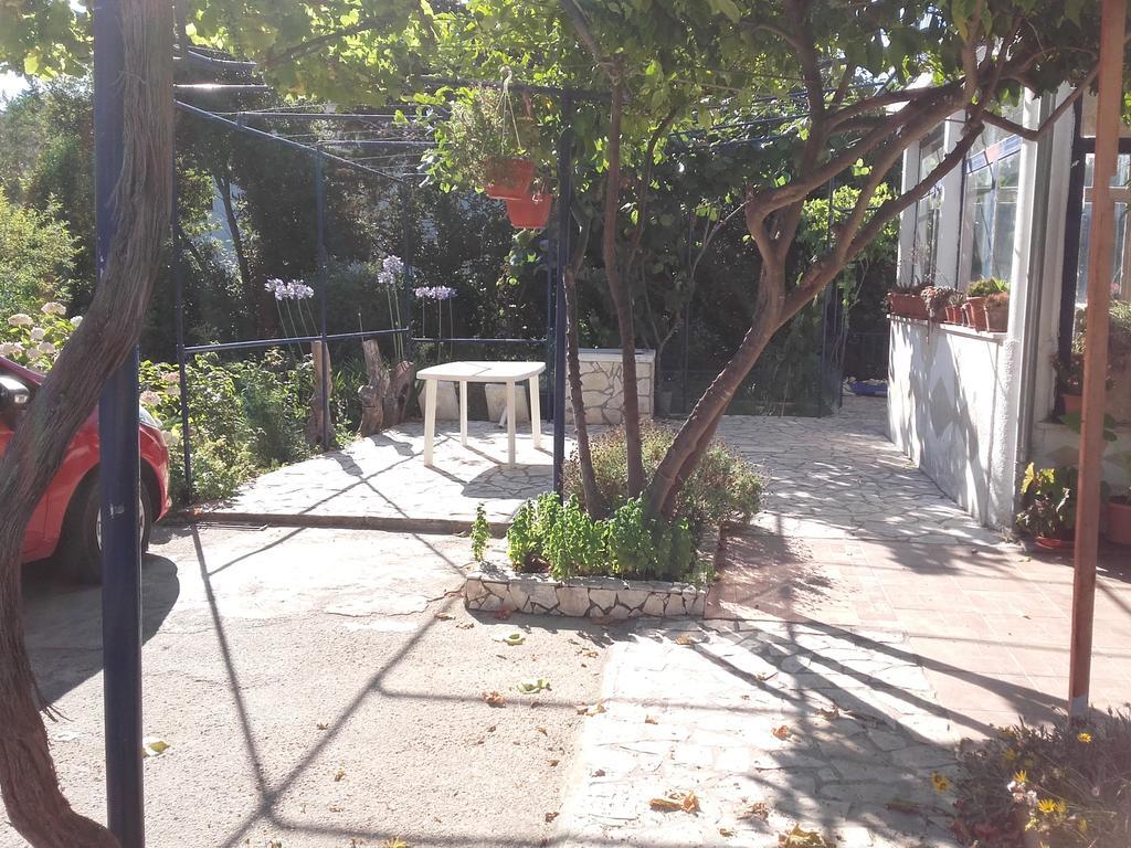 Apartment Malvina Mali Lošinj Esterno foto