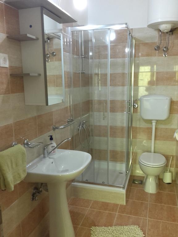 Apartment Malvina Mali Lošinj Esterno foto